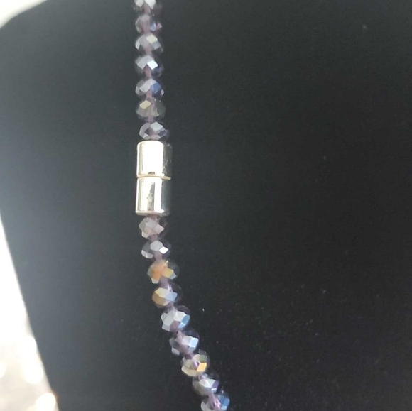 Necklace, faceted (Amethyst) 18 in, with purple / rhinestone earrings - Picture 4 of 4